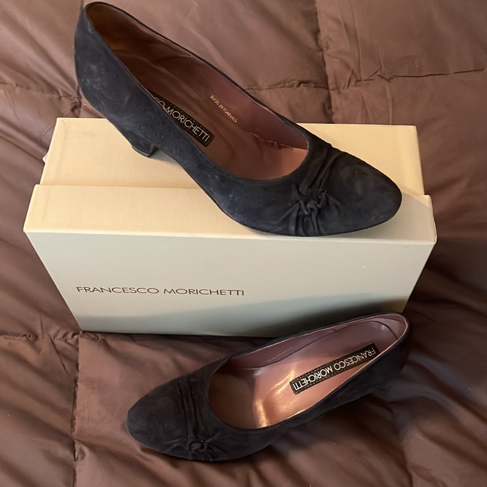 Francesco Morichetti Blue Suede Pumps “Camoscio” style in Box